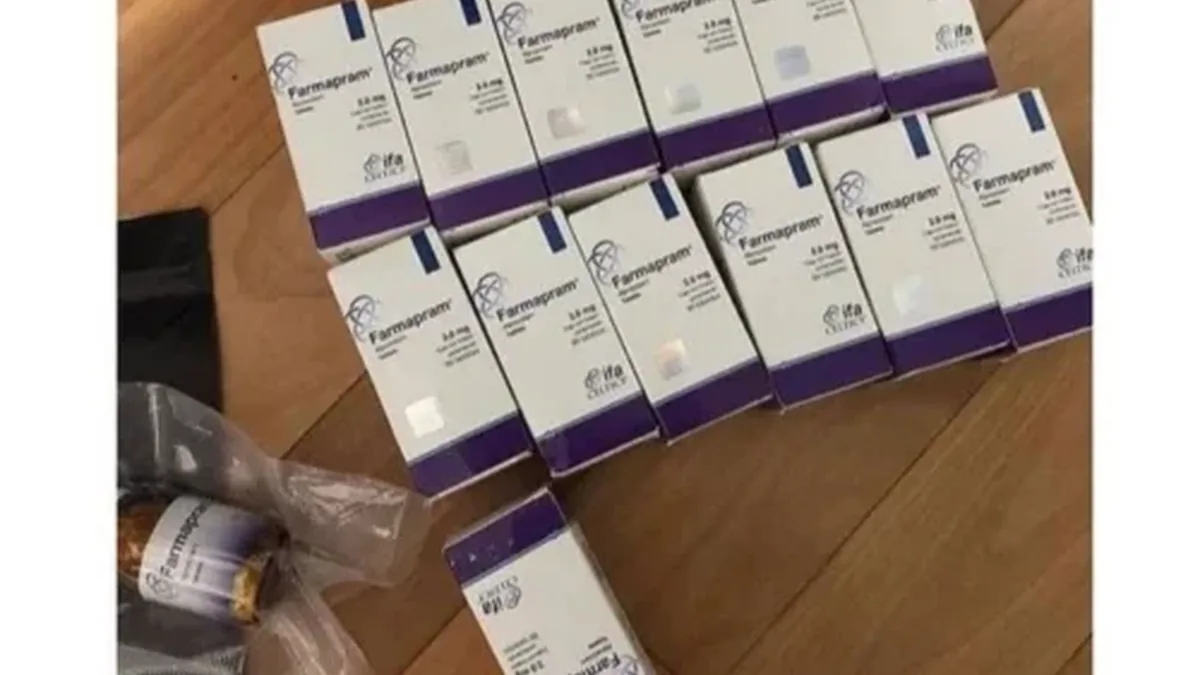 医生向患者解释巴瑞克替尼2mg服用期间的饮食建议